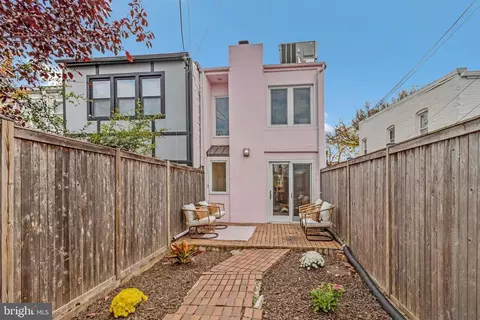 323 17th St SE, Washington, DC 20003 photo 17