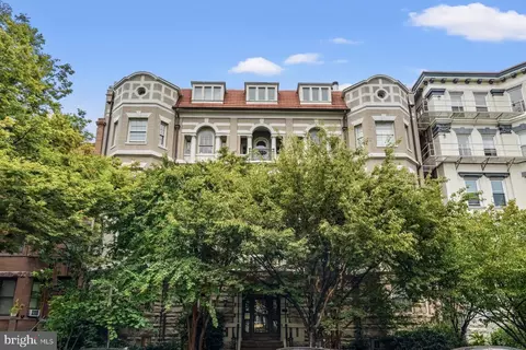 1915 Calvert St NW #3, Washington, DC 20009