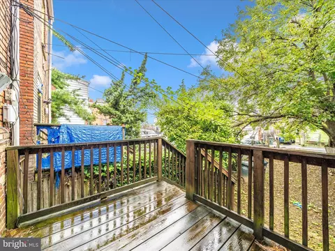 Exterior - 1114 Florida Ave NE, Washington, DC 20002 photo 5 of 11