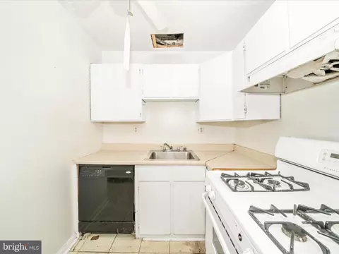 Kitchen - 1114 Florida Ave NE, Washington, DC 20002 photo 2 of 3
