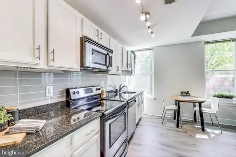 Kitchen - 1106 Columbia Rd NW #103, Washington, DC 20009 photo 3 of 3