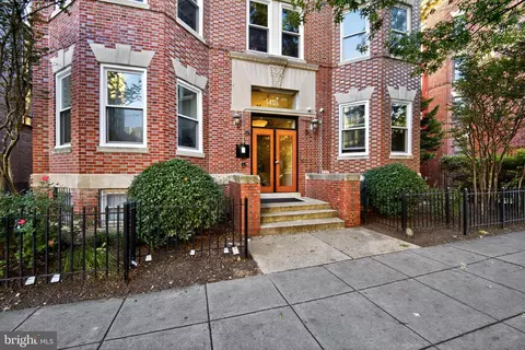 1418 W Street St NW #202, Washington, DC 20009