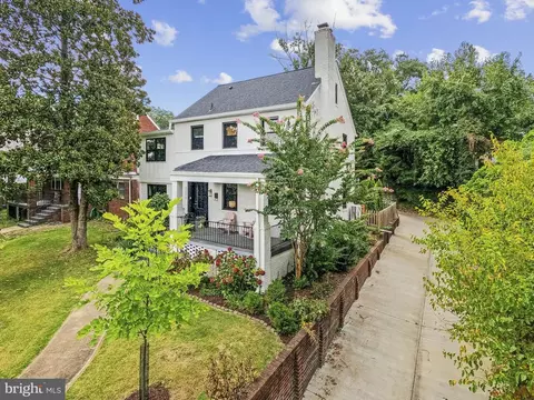 3211 S Street St SE, Washington, DC 20020
