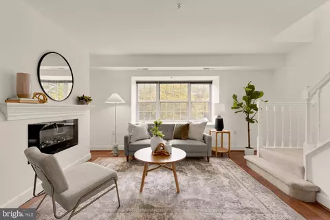 3601 38th St NW #303, Washington, DC 20016