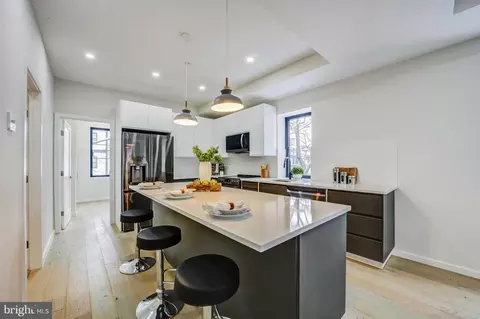 Kitchen - 1146 16th St NE #B, Washington, DC 20002 photo 2 of 4