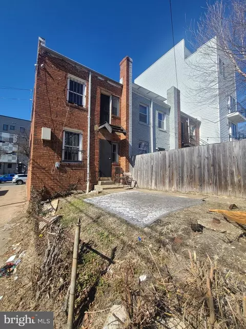 811 18th St NE, Washington, DC 20002 photo 4