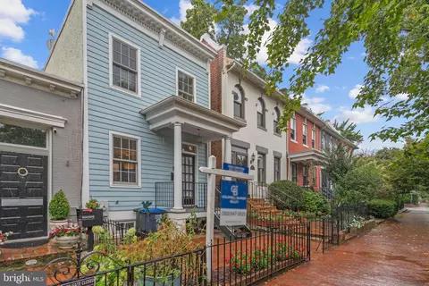 709 E Street St NE, Washington, DC 20002 photo 2