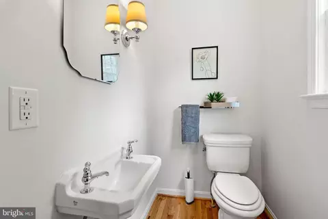 709 E Street St NE, Washington, DC 20002 photo 11