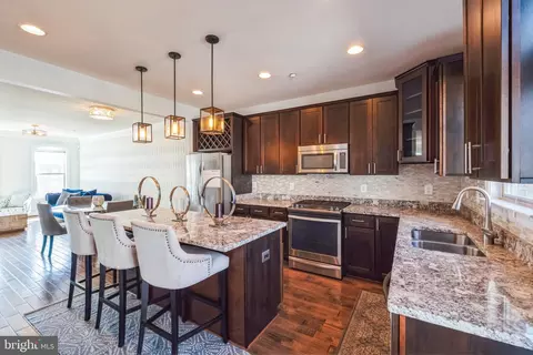 165 Concord Pl NE, Washington, DC 20011