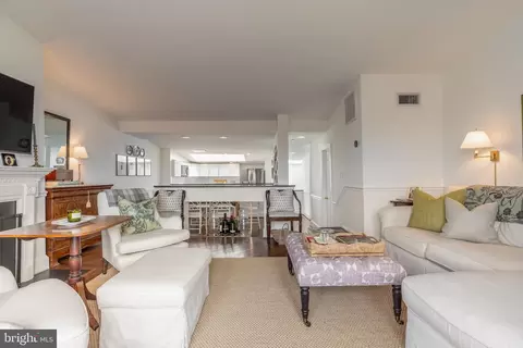 Other - 2115 S Street St NW #3A, Washington, DC 20008 photo 4 of 7