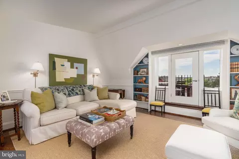 Living - 2115 S Street St NW #3A, Washington, DC 20008 photo 2 of 2