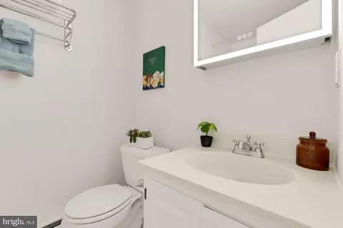 2000 16th St NW #6, Washington, DC 20009 photo 31