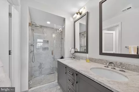 1309 D St SE, Washington, DC 20003 photo 18