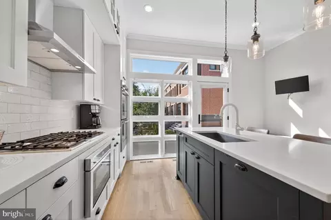 1309 D St SE, Washington, DC 20003 photo 11