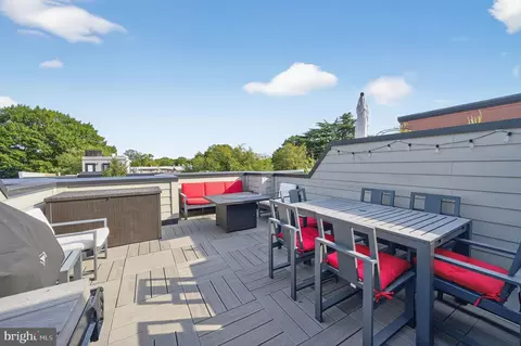 1309 D St SE, Washington, DC 20003 photo 25