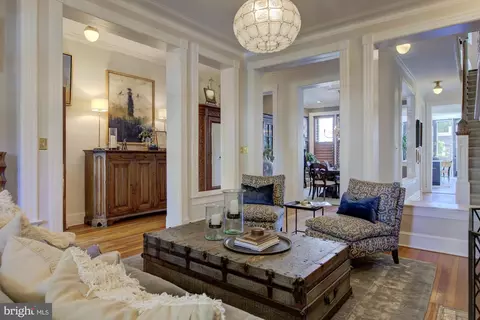 Living - 907 E Capitol St SE, Washington, DC 20003 photo 1 of 3