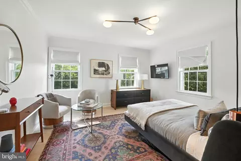 1804 45th St NW, Washington, DC 20007 photo 32