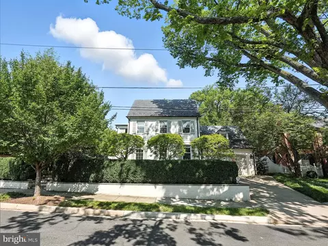 1804 45th St NW, Washington, DC 20007 photo 3