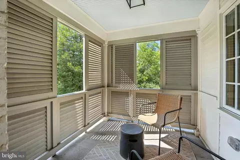 1804 45th St NW, Washington, DC 20007 photo 31