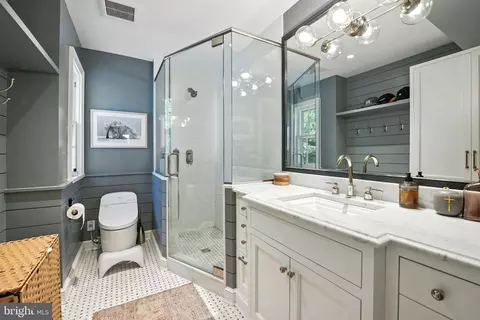 1804 45th St NW, Washington, DC 20007 photo 24