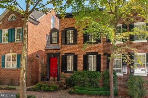 1609 34th St NW, Washington, DC 20007