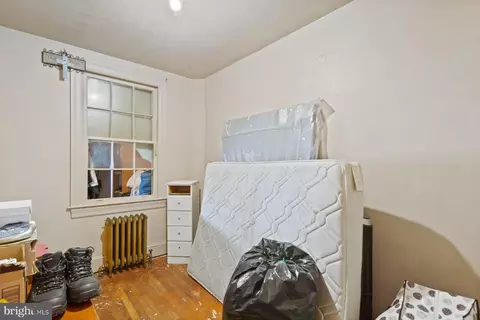 Bedroom - 1830 M St NE, Washington, DC 20002 photo 3 of 5