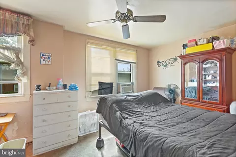 Bedroom - 1830 M St NE, Washington, DC 20002 photo 4 of 5