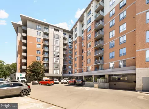 3883 Connecticut Ave NW #111, Washington, DC 20008