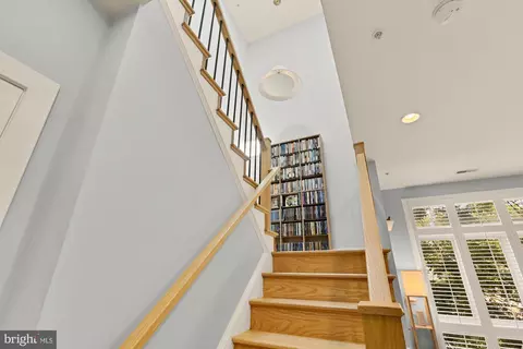2363 Champlain St NW #26, Washington, DC 20009 photo 18