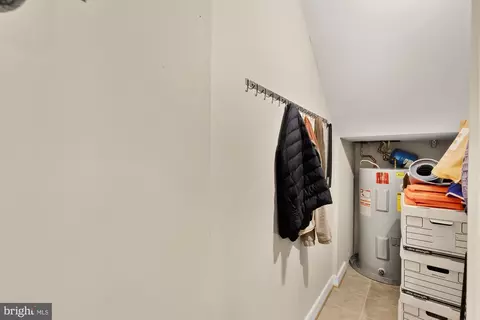 2363 Champlain St NW #26, Washington, DC 20009 photo 33
