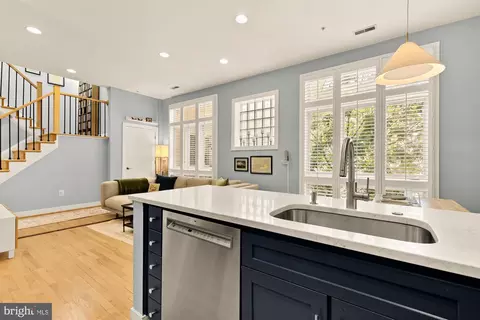 2363 Champlain St NW #26, Washington, DC 20009 photo 16