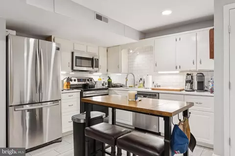 1406 12th St NW, Washington, DC 20005 photo 47