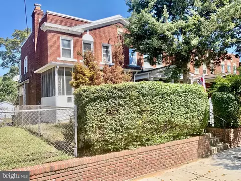 1828 Newton St NE, Washington, DC 20018