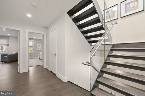 Entry Way - 3043 P St NW, Washington, DC 20007 photo 2 of 3