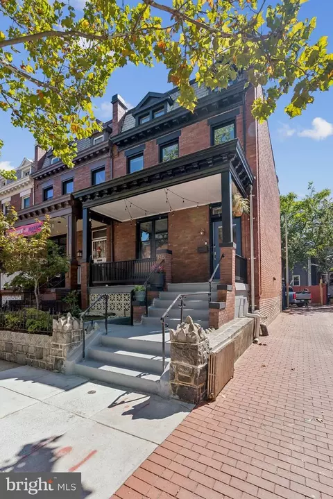 146 Randolph Pl NW, Washington, DC 20001