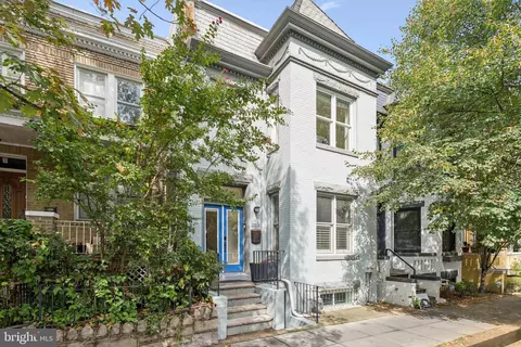 1011 Irving St NW, Washington, DC 20010