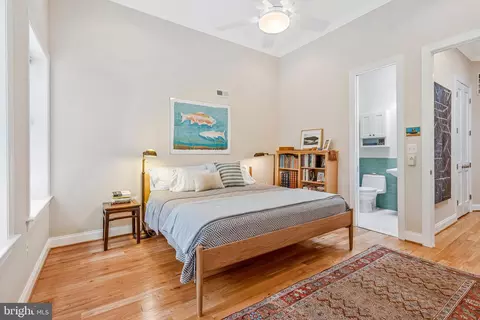 1749 Swann St NW, Washington, DC 20009 photo 21