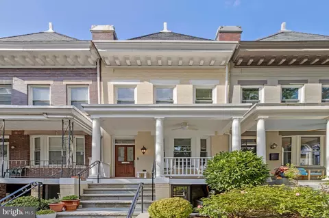 1749 Swann St NW, Washington, DC 20009 photo 2