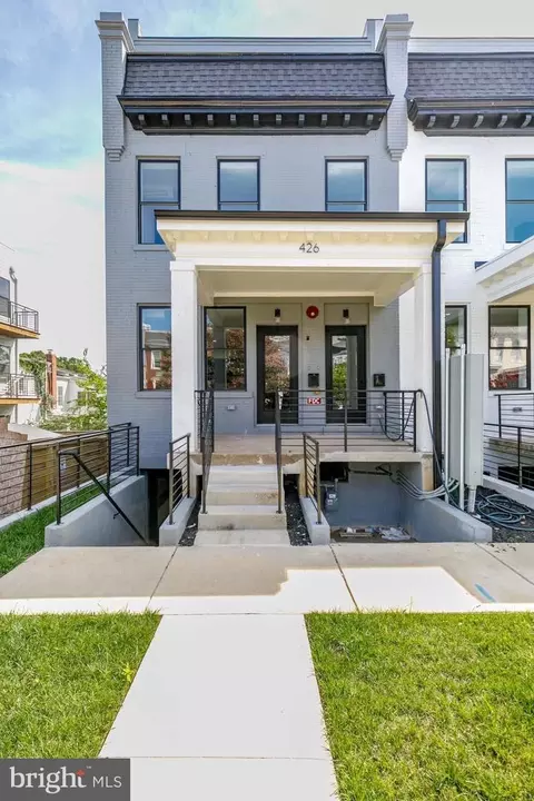 426 Manor Pl NW #3, Washington, DC 20010