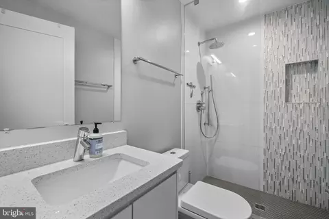 Bath - 24 Florida Ave NE #201, Washington, DC 20002 photo 1 of 1