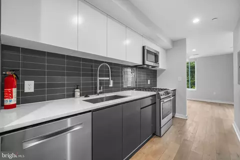 Kitchen - 24 Florida Ave NE #201, Washington, DC 20002 photo 2 of 2