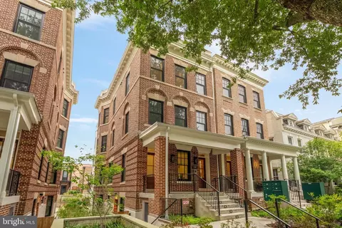 1746 Lanier Pl NW #3, Washington, DC 20009 photo 2