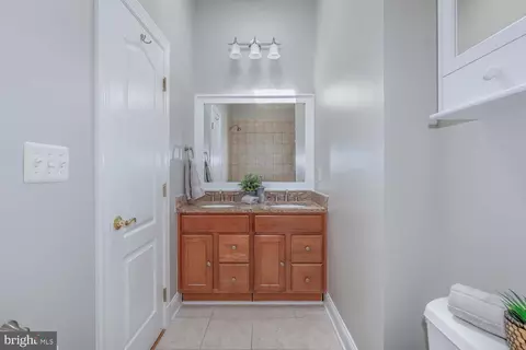 1255 I St NE, Washington, DC 20002 photo 23