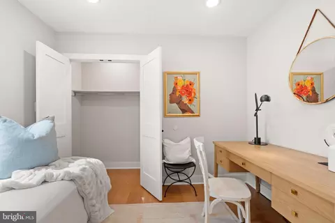 Bedroom - 910 9th St NE #1, Washington, DC 20002 photo 12 of 15