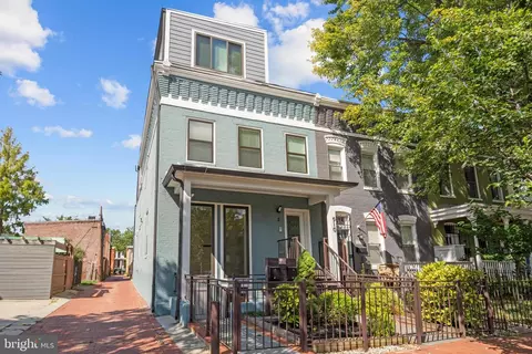Exterior - 910 9th St NE #1, Washington, DC 20002 photo 15 of 15