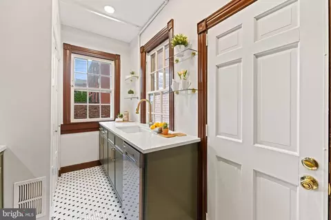 Other - 307 4th St NE, Washington, DC 20002 photo 2 of 10
