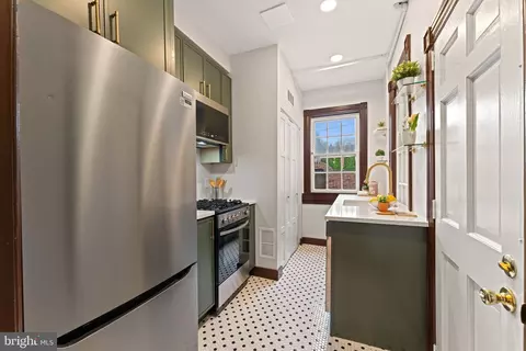Kitchen - 307 4th St NE, Washington, DC 20002 photo 1 of 8