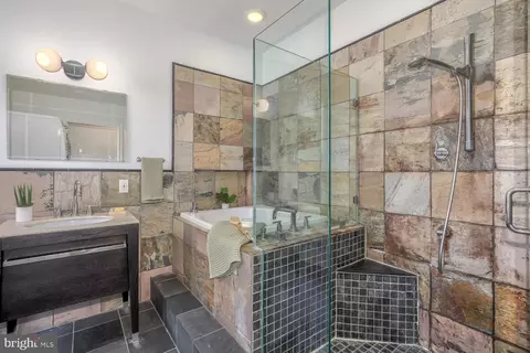 Bath - 1220 C St SE, Washington, DC 20003 photo 2 of 2