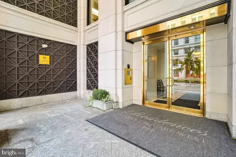 801 Pennsylvania Ave NW #PH06, Washington, DC 20004