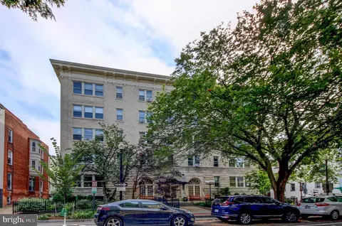 1725 17th St NW #416, Washington, DC 20009